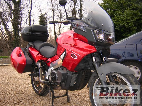 2001 Aprilia ETV 1000 Caponord photo
